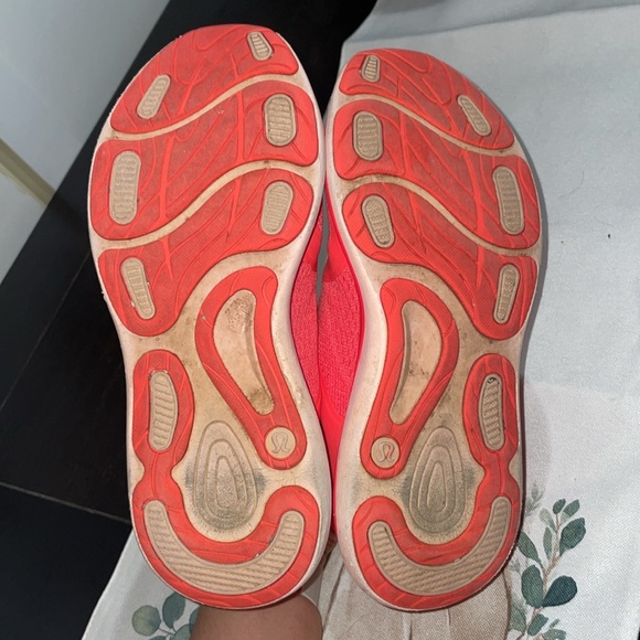 Lululemon Women’s Blissfeel2 Solar Orange Flare Light Vapor - Picture 6 of 15